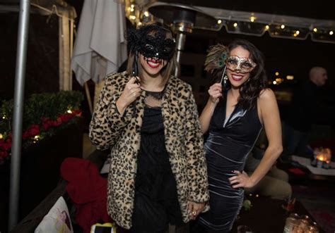 Photos Masks Mystery Combine For Classy New Year S Eve Party At