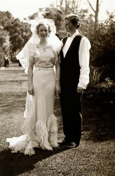 20 rare vintage snapshots of lesbian weddings from the past ~ vintage