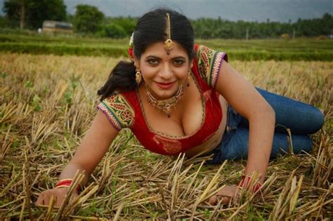 South Indian Cine Actress Hd Wallpaper Rithvika Hot