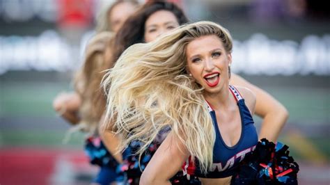 We Re There Because We Love It Alouettes Cheerleader Shocked By