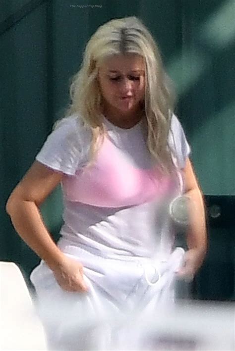 christina aguilera nude leaked pics and topless videos