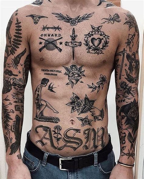 Search Inspiration For An Old School Tattoo Cool Chest Tattoos