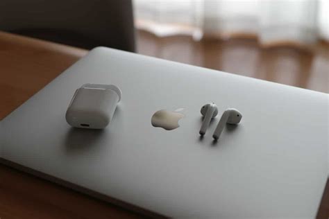 airpods  connecting   macbook