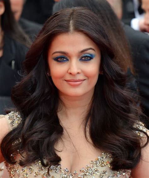 Aishwarya Rai Long Wavy Black Hairstyle Hair Color For