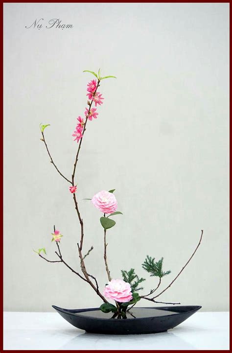 Best 12 Ikebana Arrangement Yellow Flowers – Skillofking Com Modern