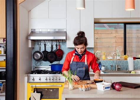 How To Organize Your Kitchen Like A Professional Chef The New York Times