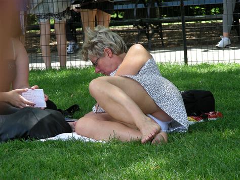 voyeur upskirt in park 2 very hq pictures exciting pictures high