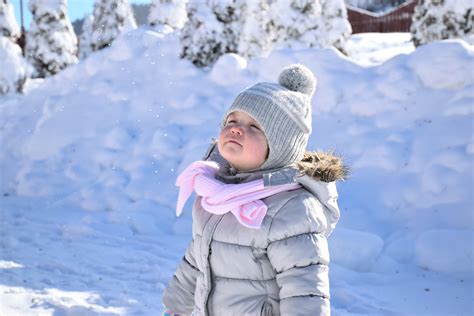 keeping kids happy  healthy   winter months intersections
