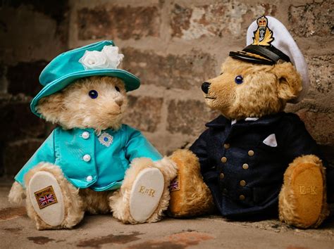 New Queen And Prince Phillip Bears Made By Merrythought As