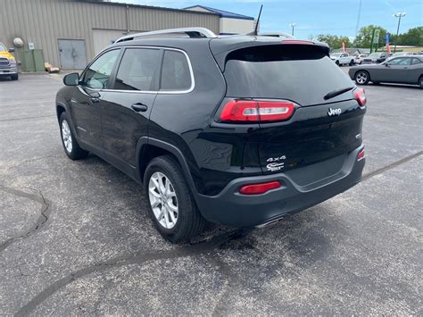 pre owned  jeep cherokee latitude   sport utility  monticello xa twin lakes