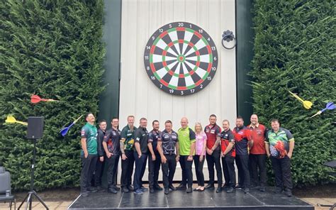 worlds top darts players set   flight  hamilton rnz news