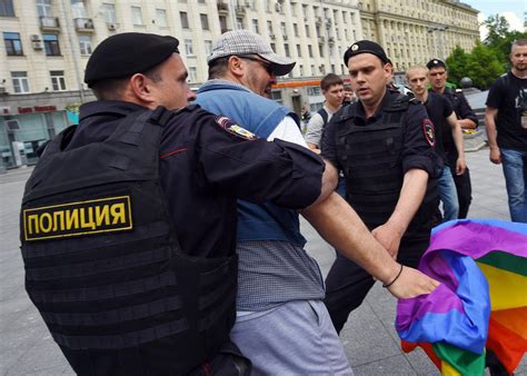 chechnya authorities are reportedly rounding up and