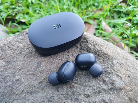 review mi true wireless earbuds basic  simple  minimalis  bass nendang gadgetren