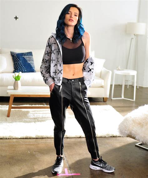 Bella Thorne In Yoga Pants Xporn18hdx