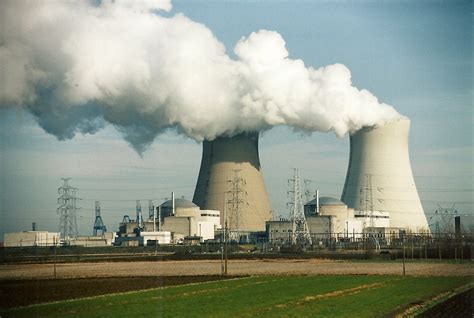 nieuwe kerncentrale moet kerstverlichting garanderen de raaskalderij