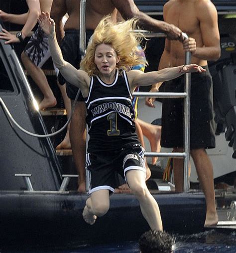 The Most Funniest Celebrity Candids Of 2009