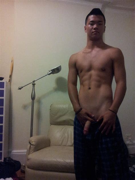 naked asian hunk queerclick