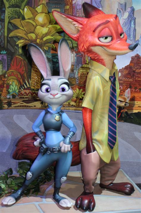 Image Nick Wilde And Judy Hopps Statue Png Idea Wiki