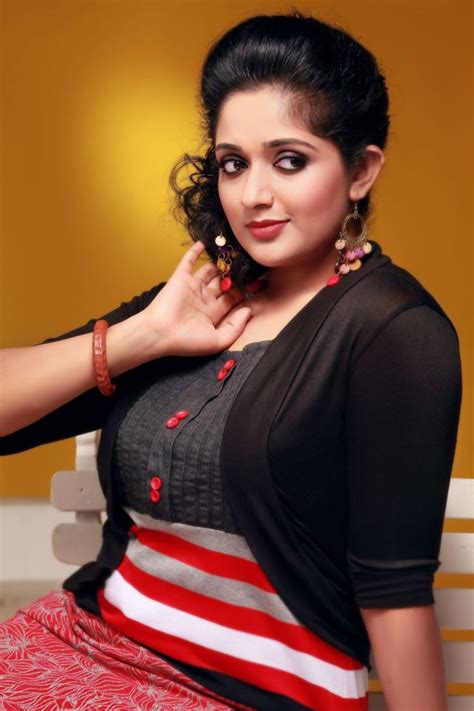 kavya madhavan body measurement bra sizes height weight