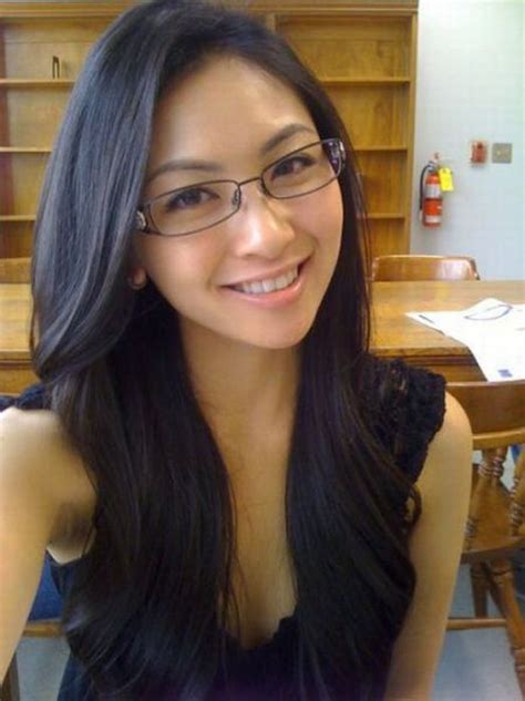 Girls With Glasses Are Always Sexy 44 Pics