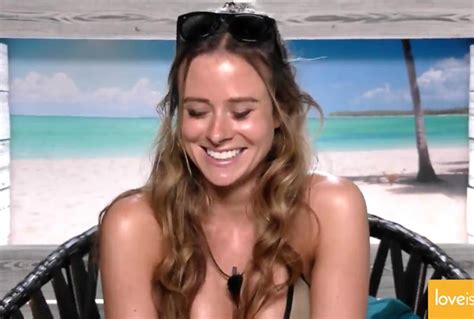 Love Island 2017 Camilla Confirms Sex With Jamie In Least Poetic Way