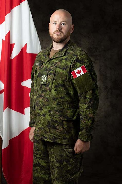 instructor  crucial trade   canadian armed forces