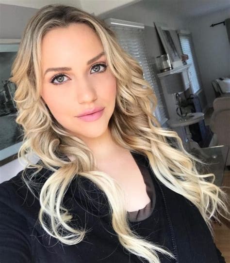 mia malkova beauty porn