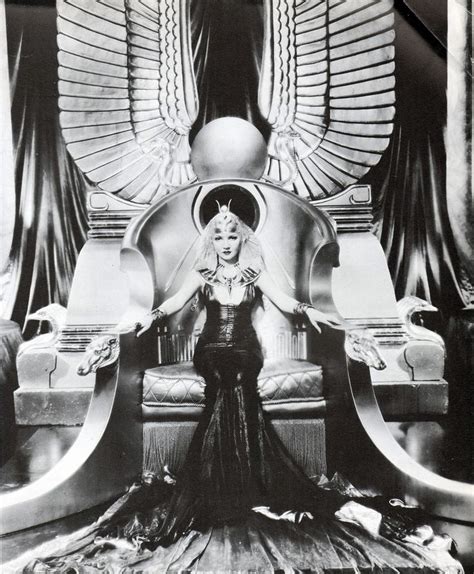 claudette colbert in cleopatra 1934 cleopatra claudette fantasy