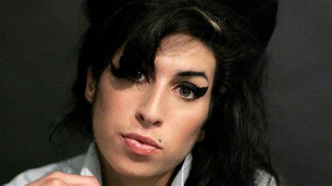 amy winehouse gets musical tribute 27 from cousin david sye s band no