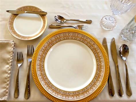 standard  correctly set   table setting  dinner