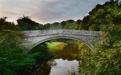 tiny stone bridge  changed    british history