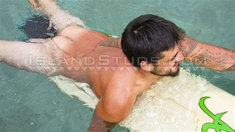 kimo spreads his sweet smooth virgin surfer butt wide open while skinny dipping underwater in