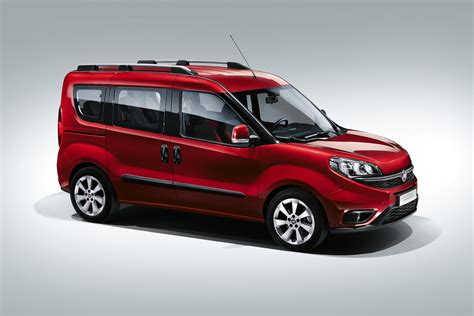 fiat doblo car magazine