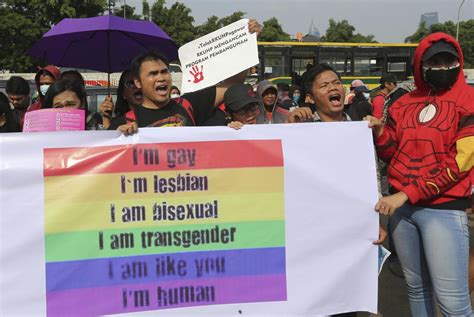 Research Warns Indonesia Gay Bashing Is Fueling Hiv