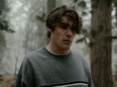 Breaking Bad Walter Jr Actor Rj Mitte Stars In Nothing But Thieves