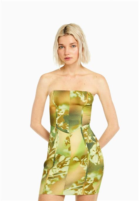 bershka bandeau print mini sukienka etui greenzielony zalandopl
