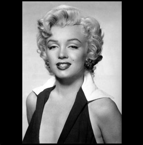 Marilyn Monroe Hot Photo Gorgeous Sexy Black Perky Dress Publicity