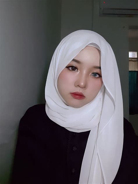 indonesiangirl hijab fashion asian simple girl selfie indonesia