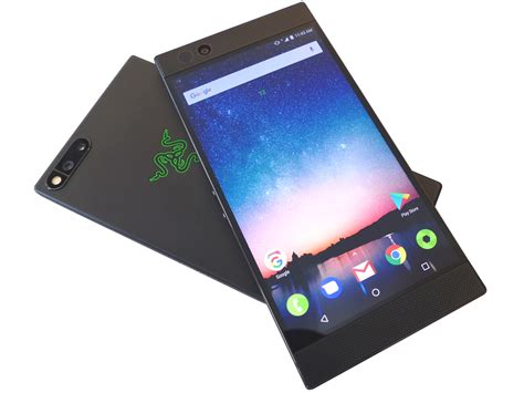 player razer phone smartphone officially announced hands