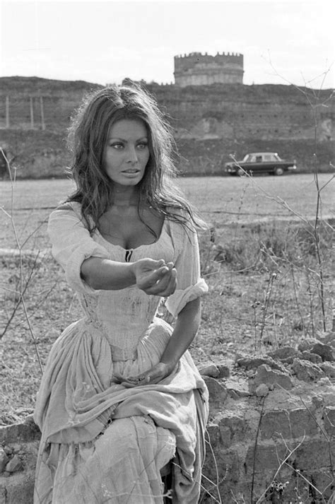Sophia Loren Gorgeous Subject Beautiful Use Of Natural