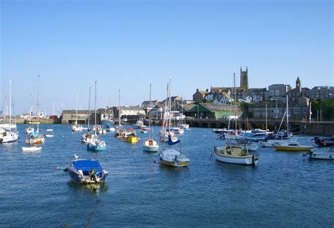 penzance harbour cornwall guide images