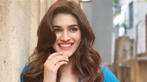kriti sanon opens up on weight loss during the lockdown