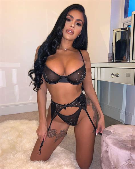 chloe saxon the fappening sexy in lingerie 67 photos the fappening