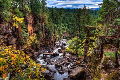 waterfalls  southern oregon photography guide  dream  travel blog