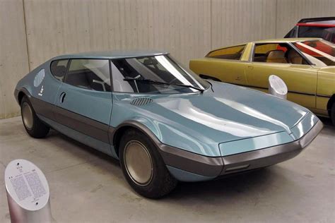 nsu trapeze concept  bertone concept cars  school cars armored vehicles