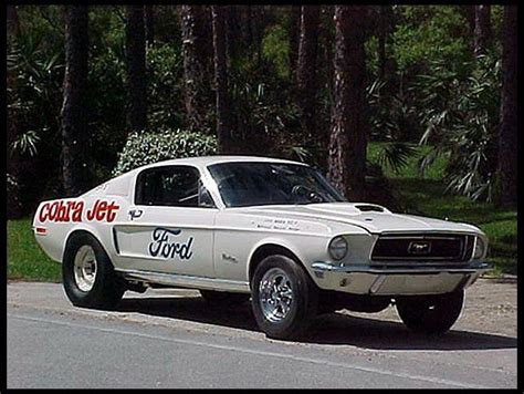 images  ford drag race cars  pinterest bobs funny cars  track