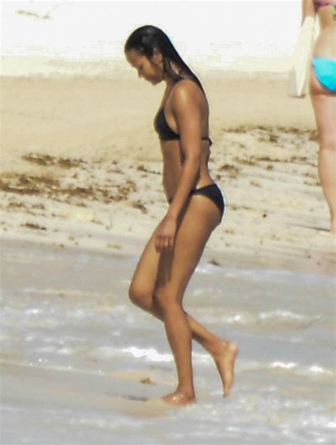 Zoe Saldana In A Sexy Bikini Vacation In Mexico