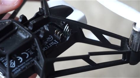 parrot minidrone rolling spider battery fix youtube