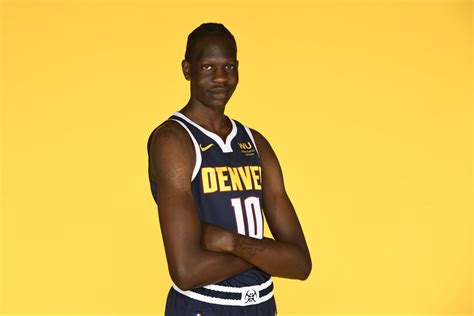 denver nuggets bol bol agrees   year  million contract