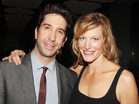 Photo 6 Of 32 Photos Roll In The Hay With Anna Gunn